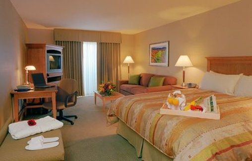 Hotel Coast Capri Kelowna