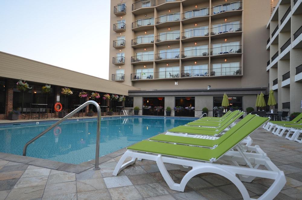 Coast Capri Hotel Kelowna