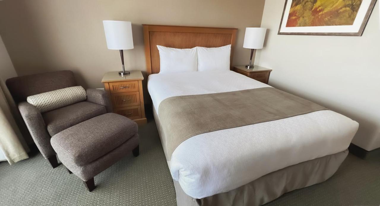 Coast Capri Hotel Kelowna