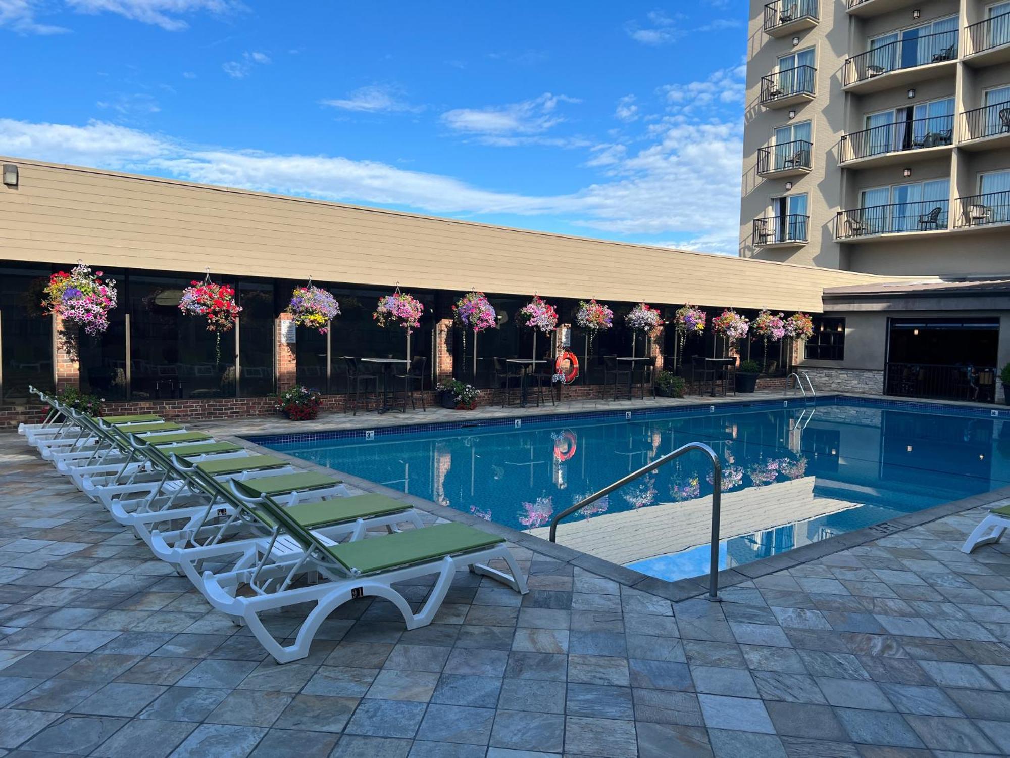 Coast Capri Hotel Kelowna