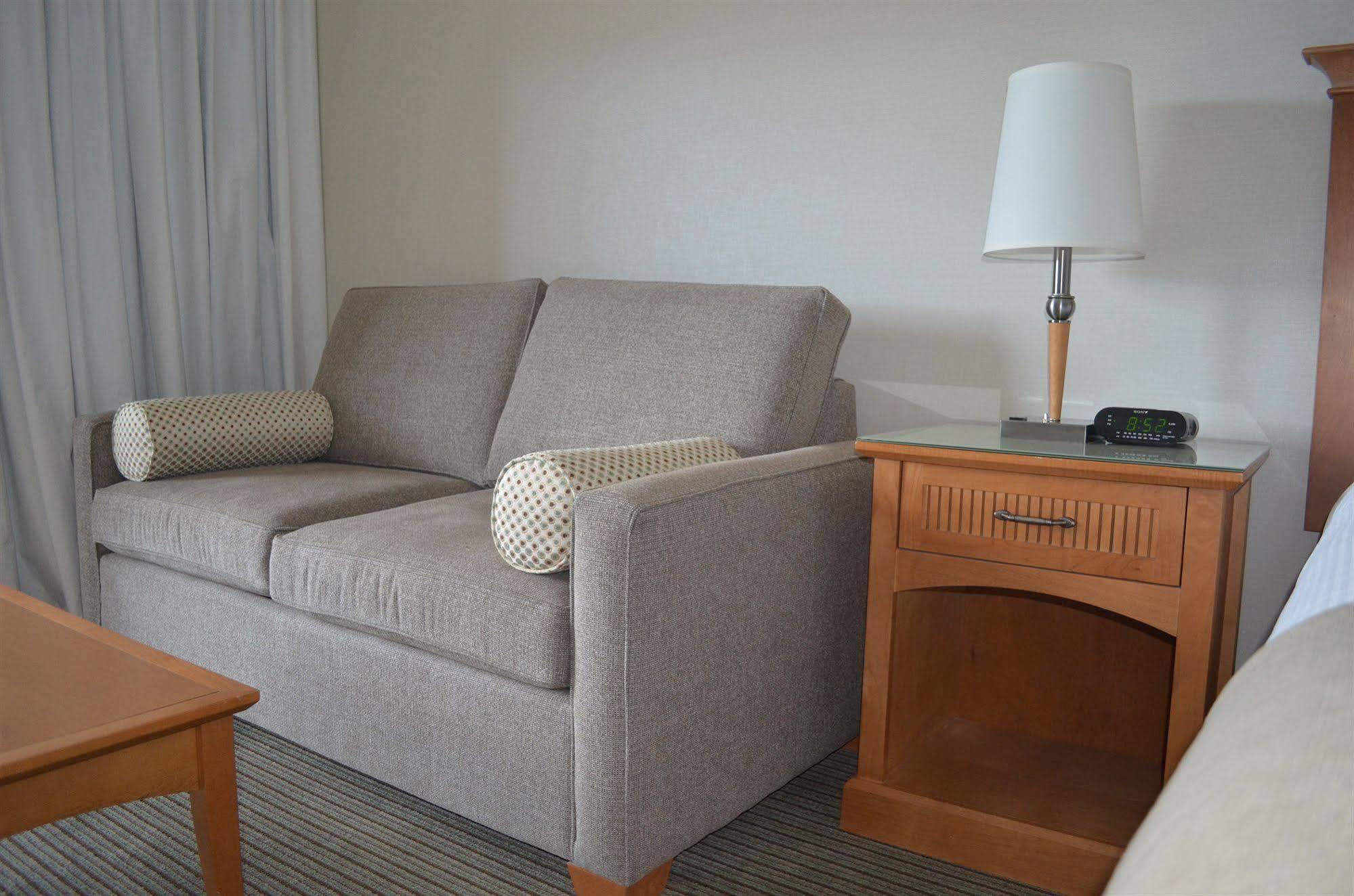 Coast Capri 4* Kelowna